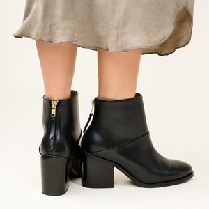 🆕 NISOLO Dari Commuter Black Leather Boots